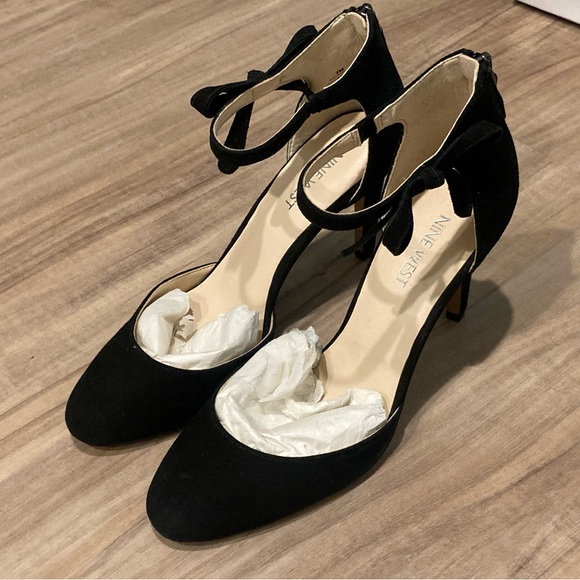 NINE WEST HOWLEY BLACK SUEDE SIZE 7 BNIB ANKLE STRAP STUNNING EVENING PUMP HEEL - Picture 5 of 13